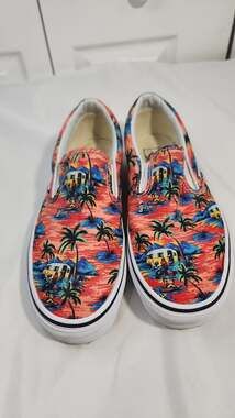 Vans Classic Slip-On Van Doren Camper Tropical Print Shoes Size Men 10 / Women 1